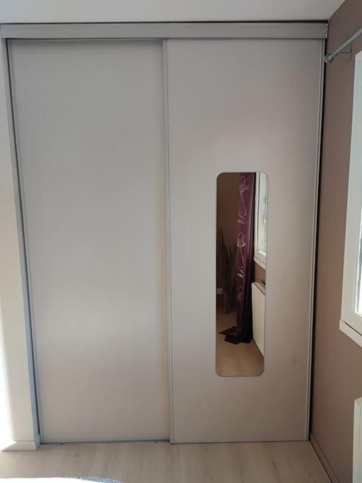 Charmant 2 Pieces A Aubenas 2Etoiles Apartment ภายนอก รูปภาพ